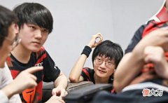【游戏迷】OMG不敌TES中单交学费！打野940伤害逗笑Uzi，小天狂搞对手心态！