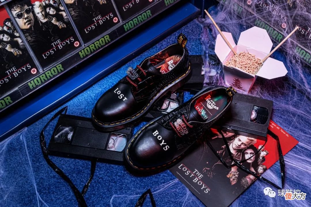 【就爱时尚】钩子玩很大，AMBUSH x Nike 新联名官宣＆OW x Nike 联名新配色亮相！