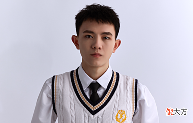 【游戏迷】明凯成全网直播失禁第一人？表情扭曲光速下播，令水友想入非非