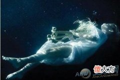分析梦见水淹死人的特殊象征含义(图文)