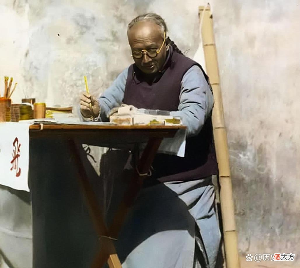 【历史故事】晚清老照片：71岁的慈禧太后眉目清纯惊艳，半百老汉怒目而视！