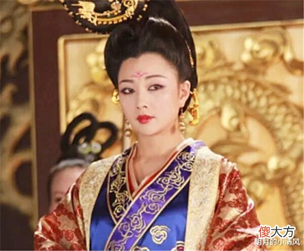 【历史故事】李世民跟武则天圆房当晚,房梁为啥忽然掉落?原因很简单