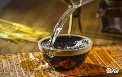 【爱历史】四川酒桌“怪象”,五粮液不是首选,这3款酒才是常客,你喝过吗