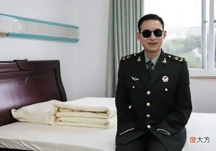 【爱历史】“排雷英雄战士”杜富国，失去双手双眼，如何完成贵州大学的学业