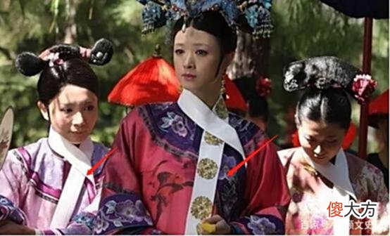 【爱历史】清朝时，妃嫔脖子上的“白布”有何用？除装饰外也是为了方便皇上