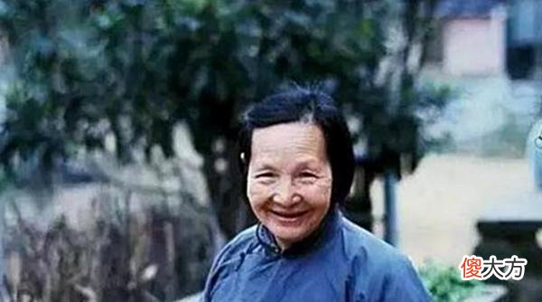 【历史故事】老照片：1947年北京的照片，再来看一看当年的那些地标！