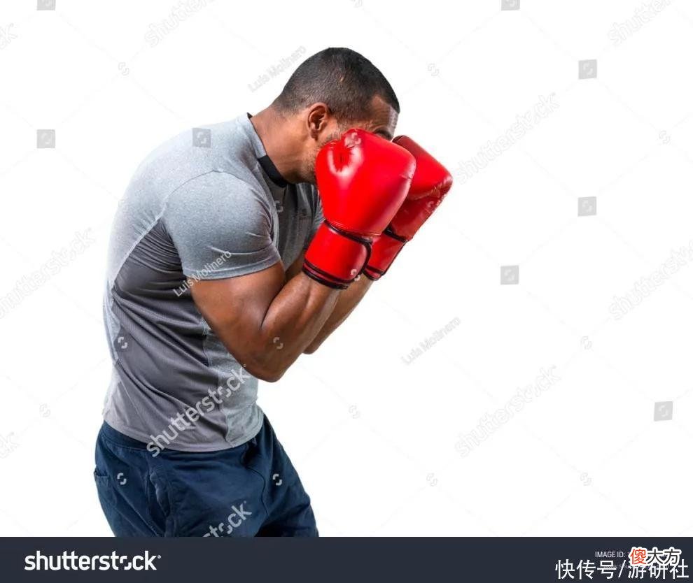 【游戏世界】《街头霸王》里隆的站架有什么来头?