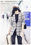 【时尚一点】西装外套搭配健美短裤，展现出潇洒帅气的样子