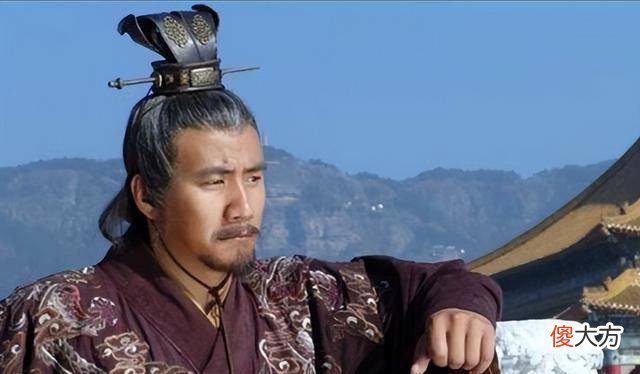 【爱历史】《倚天屠龙记》中张无忌和朱元璋是什么关系？