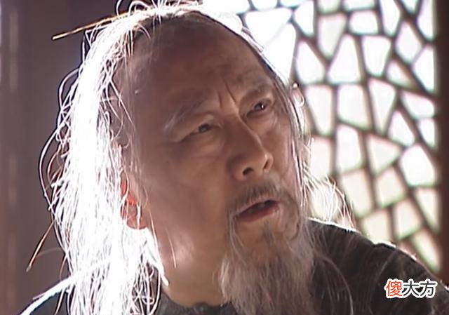 【历史故事】明珠与索额图的争斗，为什么是康熙希望看到的结果？