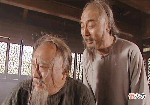 【历史故事】明珠与索额图的争斗，为什么是康熙希望看到的结果？