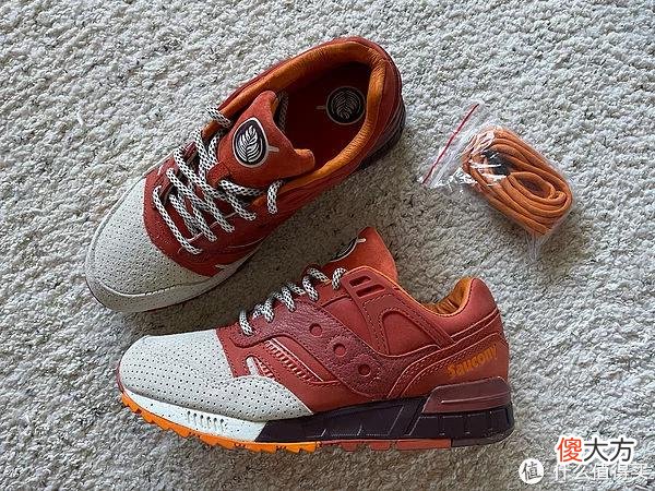【就爱时尚】Sneaker 篇一百七十五：Saucony Grid SD与Adidas Response CL分享