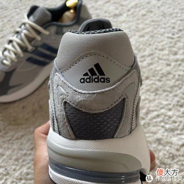 【就爱时尚】Sneaker 篇一百七十五：Saucony Grid SD与Adidas Response CL分享