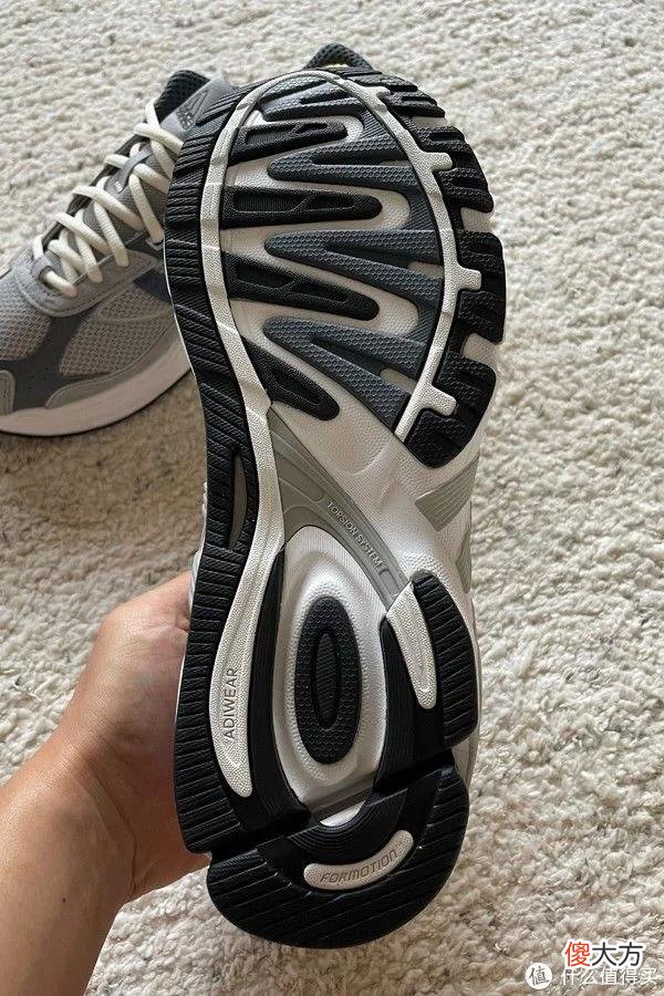 【就爱时尚】Sneaker 篇一百七十五：Saucony Grid SD与Adidas Response CL分享
