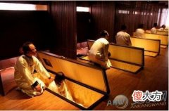 解读梦见活人躺在棺材里需注重梦境变化(图文)