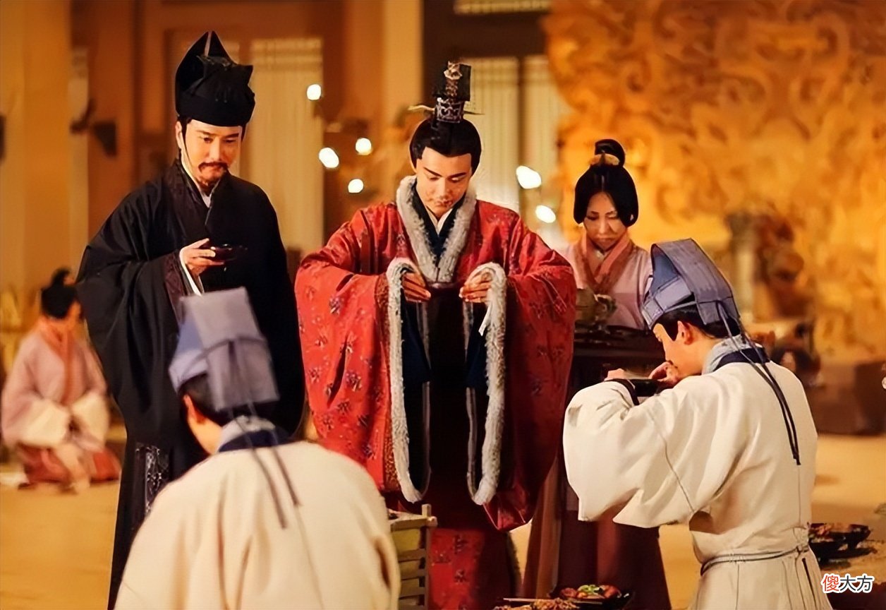 【历史故事】历史上3次“神奇”的巧合，让人不得不怀疑，世界可能是一个轮回