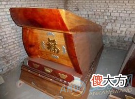 周公解梦女人梦见棺材-了解梦是现实的反面(图文)