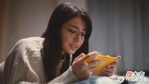 【游戏世界】暑假到了,任天堂 Switch 买哪个版本!