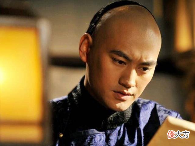 【历史故事】康熙最喜欢的儿子，不是二阿哥，也不是雍正，而是他