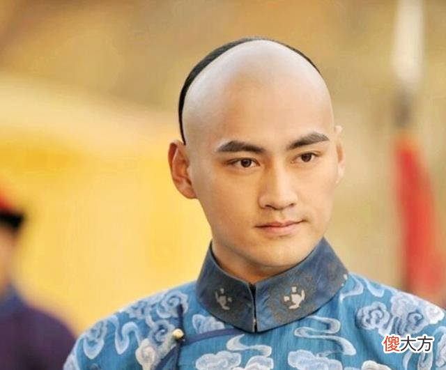 【历史故事】康熙最喜欢的儿子，不是二阿哥，也不是雍正，而是他