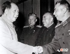 【爱历史】国民党警察暗杀解放军司令，正要动手时，发现对方竟是自己的弟弟