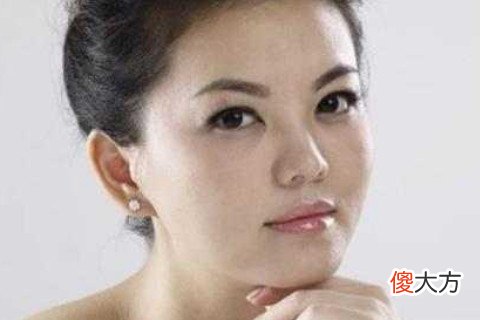 1976年属龙女2022年运势及运程,46岁属龙人2022年的每月运势女性