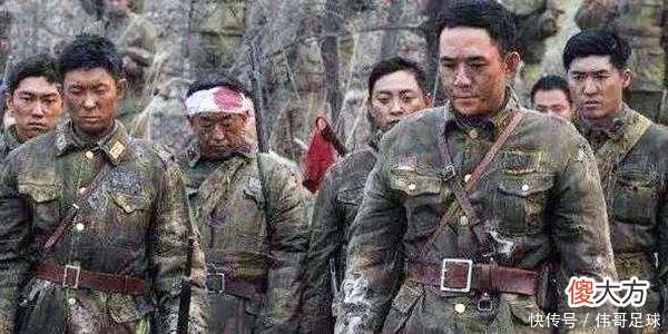 【历史故事】他率部投降了日军，但没有人怪他，还都说他是个大英雄！