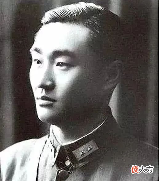 【历史故事】1944年黄埔军校3期抗日名将率1.8万将士抵挡10万日军，歼敌6万，伤亡1.5万，守湖南衡阳48天
