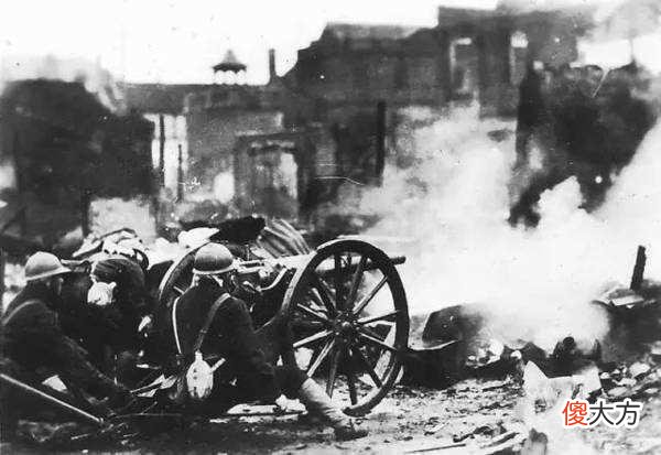【历史故事】1932年日本首相被11人行刺,凶手不但没有偿命,反而成了英雄