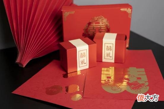 【就爱时尚】精致快速 满足个性化需求，兄弟HAK180烫金机为你置办一场难忘的婚礼
