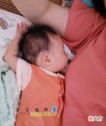 引起宝宝肠绞痛的原因，无数妈妈中招，别不当回事
