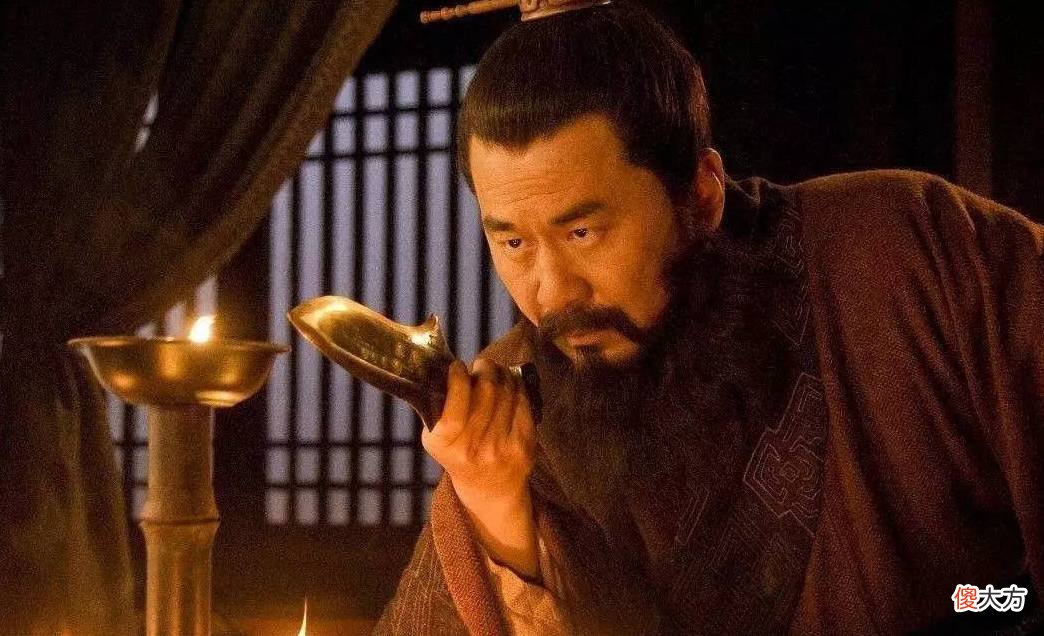 【爱历史】《三国演义》中的郭嘉是怎样的一个人?