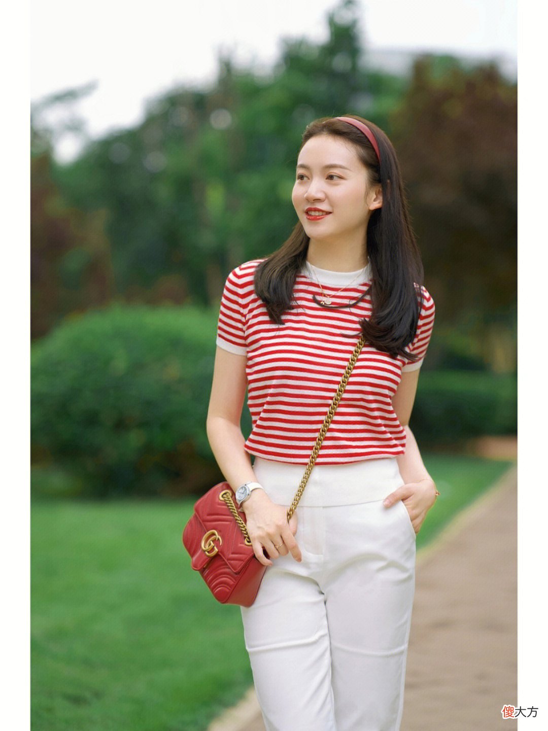 【时尚一点】夏天怎么穿出时尚感？快来看看这些搭配方式，简洁低调不挑人