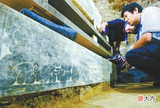 【历史故事】北京坟庄村世代守帝陵，相传墓中铁索悬棺，墓葬奢华却疑点重重