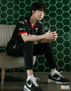 【游戏世界】大V天龙将迎来首败?Viper韩服战绩曝光,70胜率冲到王者1600分