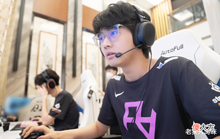 【游戏世界】“RNG无缘前3,Geng超越T1”!LOL全球战队榜大洗牌,TOP3太真实