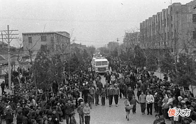 【爱历史】老照片：徐州1971年的照片，让父辈们幸福的回忆一下吧！