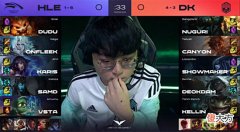 【游戏世界】Canyon岩雀一打四怒砍双杀,DK团战制胜2-0击败HLE!