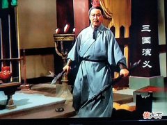 【爱历史】关羽打败过不少名将，也没怕过谁，为何遇到甘宁却不敢出战呢？