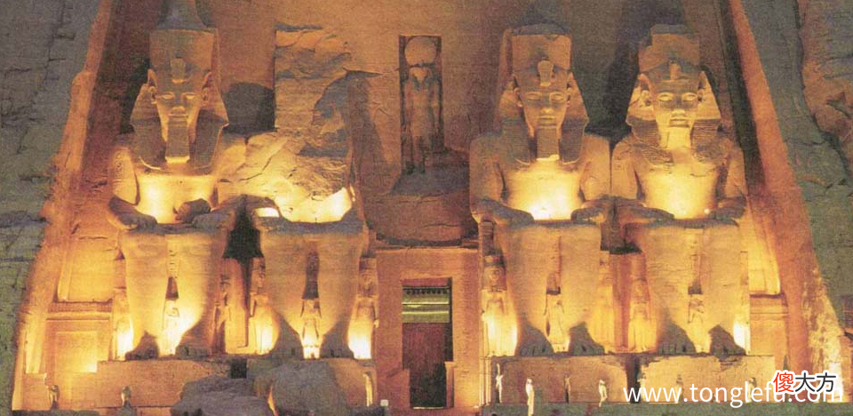 Abu Simbel 「世界文明奇迹：非洲」阿布·辛拜勒神庙简介——永恒的凝视
