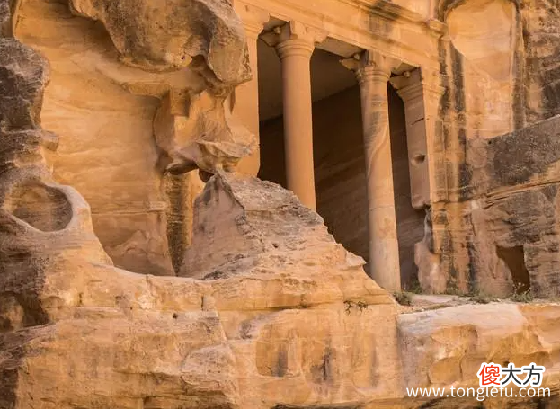 Petra 「世界文明奇迹:亚洲」佩特拉简介——玫瑰般的梦幻都城