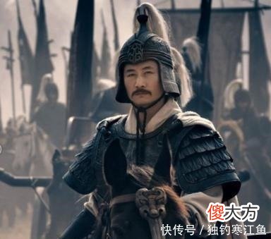 【历史故事】按三国正史记载第一谋士不是诸葛亮，第一猛将不是吕布，而是他们！
