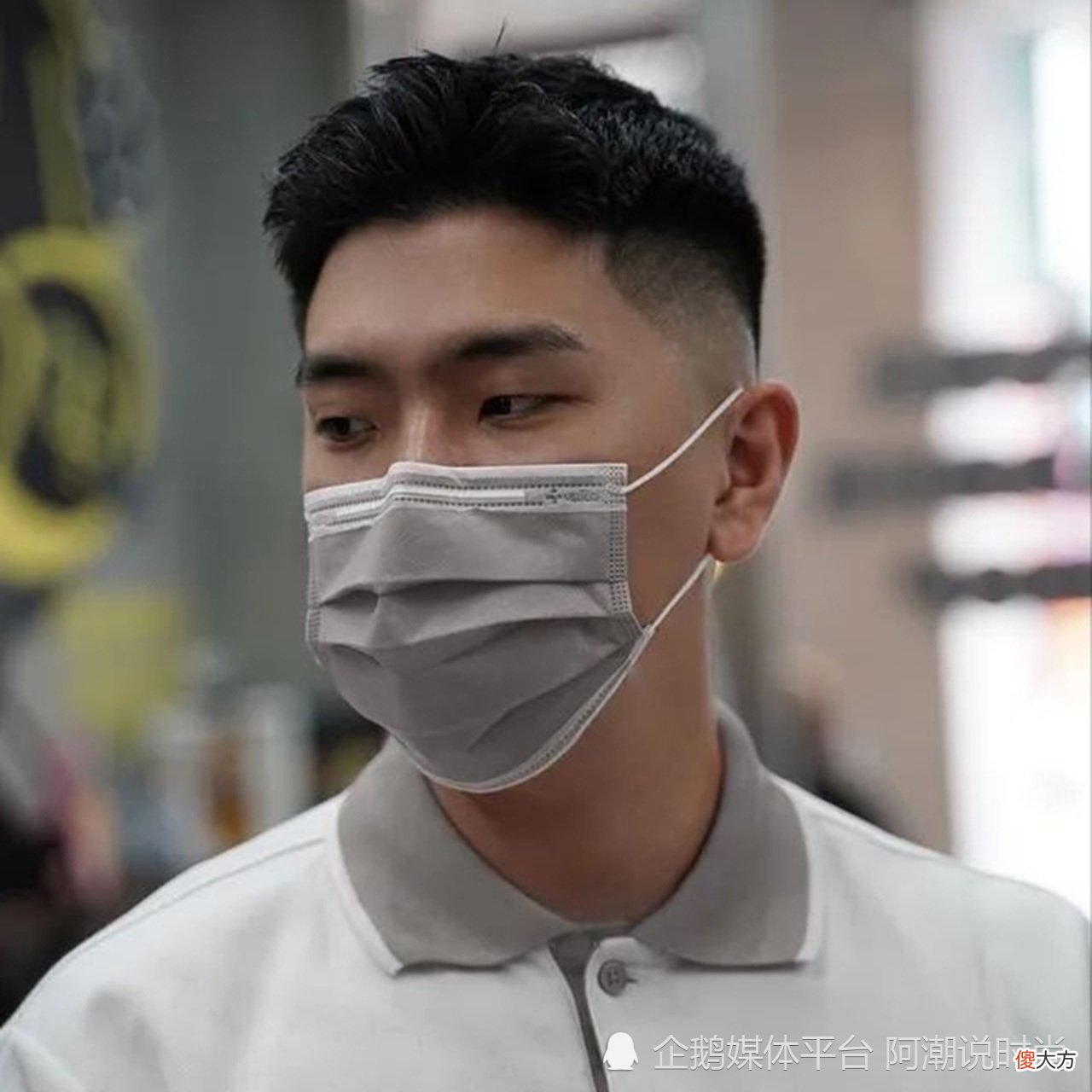 【就爱时尚】今夏男生发型也别瞎剪，理发师建议留这3款，剪完清爽帅气有魅力！