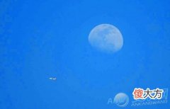 梦见白天有月亮预示着什么？不同角度解读(图文)