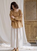 【时尚一点】这才是50岁女人该有的夏季穿搭：棉麻衫＋阔腿裤，优雅知性又得体