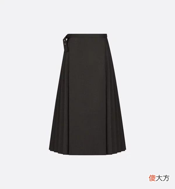 【就爱时尚】2万多的Dior高定秋季成衣，撞款汉服马面裙，你觉得像吗？