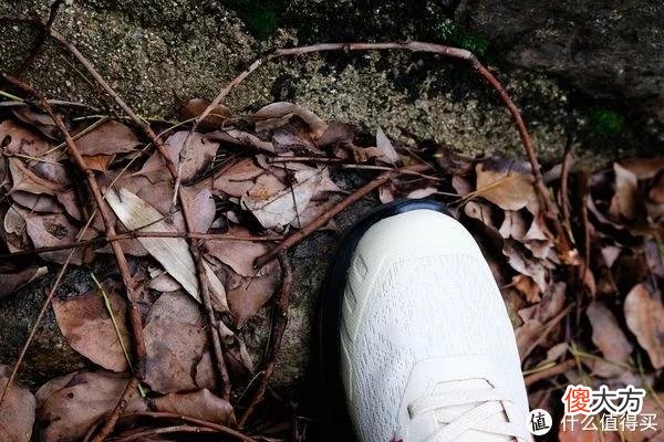 【就爱时尚】越野跑鞋？徒步鞋？Salomon OutPulse GTX傻傻分不清楚……