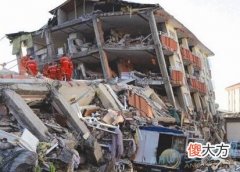 梦见地震楼房倒塌(图文)