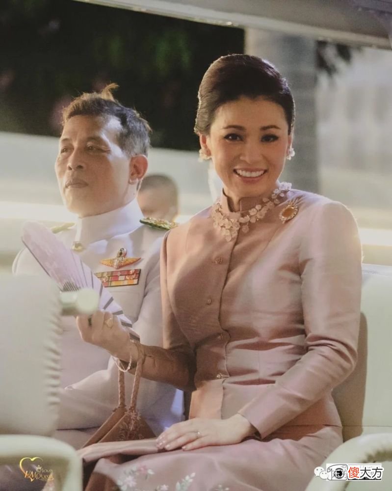 【时尚一点】泰国王后身材发福珠光宝气，她有45张博士文凭但没有儿子，能否镇住后宫？