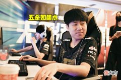 【游戏迷】LNG不敌RNG高开低走，GALA五杀如喝水，新上单比阿乐还差劲